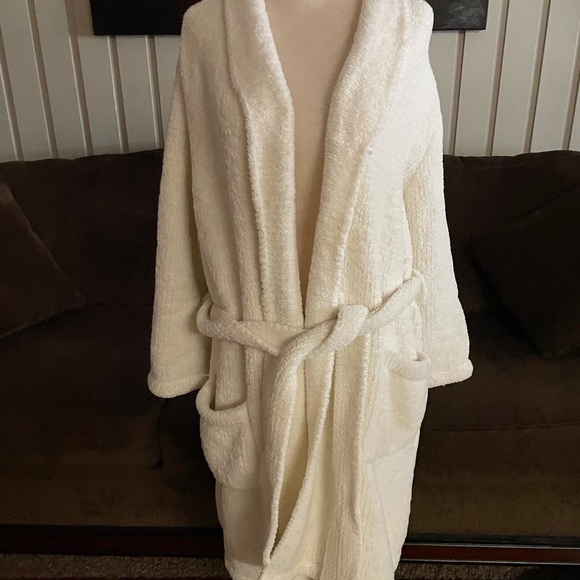 Josie Marin • Fluffy • Yellow • X-Small • Robe - Picture 5 of 14